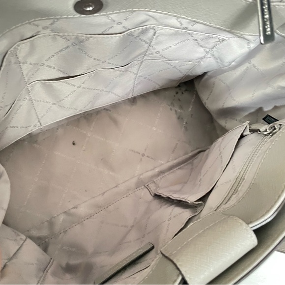 Michael Kors - Kellen Medium Satchel - Grey & Silver - Picture 13 of 14